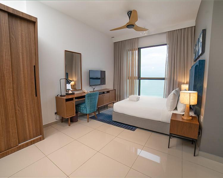 Tanjung Point Residences 3*
